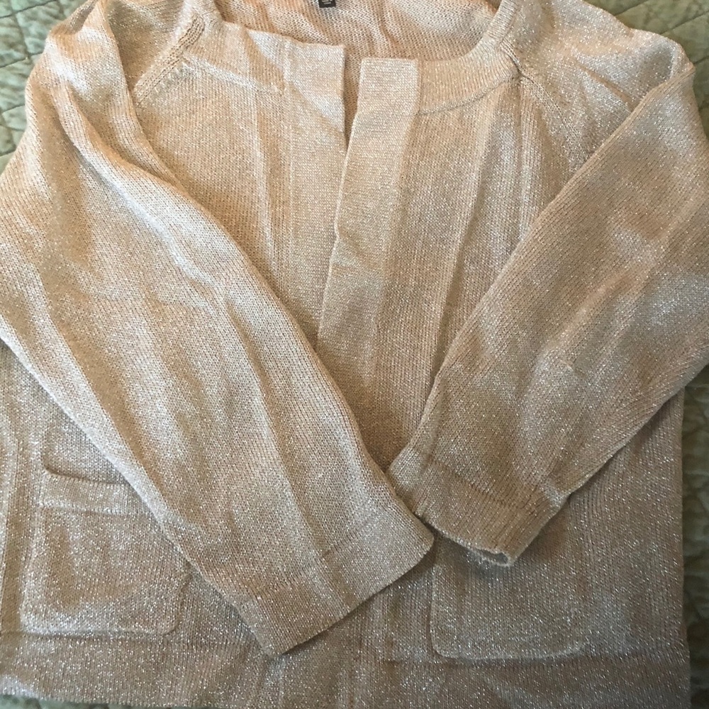 Talbots shrug